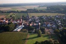 Photographie aérienne de Du sud à Erlenbach bei Kandel dans le département Rhénanie-Palatinat, Allemagne