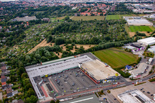 Vue aérienne de Marktkauf Center Cuxhaven avec Deichmann et dm à le quartier Groden in Cuxhaven dans le département Basse-Saxe, Allemagne