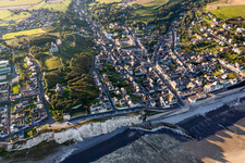 Photographie aérienne de Falaise D Ault à Ault dans le département Somme, France