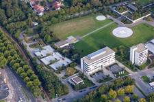 Clinique des accidents BG à le quartier Oggersheim in Ludwigshafen am Rhein dans le département Rhénanie-Palatinat, Allemagne d'un drone