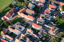 Vue aérienne de Saarstrasse depuis le sud-ouest à Kandel dans le département Rhénanie-Palatinat, Allemagne