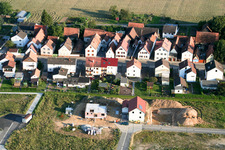 Nouvelle zone de développement Am Höhenweg à Kandel dans le département Rhénanie-Palatinat, Allemagne vue d'en haut