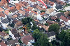 Vue aérienne de Fête de la ville à Kandel dans le département Rhénanie-Palatinat, Allemagne