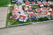 Quartier Hayna in Herxheim bei Landau dans le département Rhénanie-Palatinat, Allemagne vu d'un drone