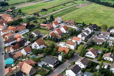 Erlenbach bei Kandel dans le département Rhénanie-Palatinat, Allemagne vue d'en haut