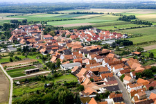 Vue oblique de Erlenbach bei Kandel dans le département Rhénanie-Palatinat, Allemagne