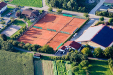 Vue aérienne de Club de tennis à le quartier Neuburg in Neuburg am Rhein dans le département Rhénanie-Palatinat, Allemagne