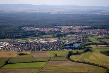 Soufflenheim dans le département Bas Rhin, France d'un drone