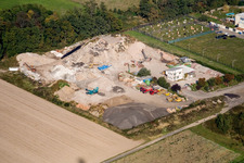 Recyclage des déchets de chantier Gaudier à le quartier Minderslachen in Kandel dans le département Rhénanie-Palatinat, Allemagne hors des airs