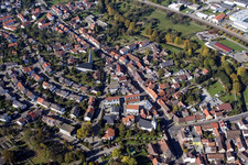 Lycée Ludwig-Marum Pfinztal à le quartier Berghausen in Pfinztal dans le département Bade-Wurtemberg, Allemagne hors des airs