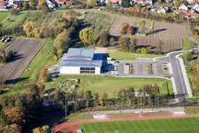 Vue d'oiseau de Bienwaldhalle à Kandel dans le département Rhénanie-Palatinat, Allemagne