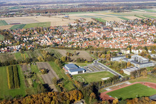 Image drone de Bienwaldhalle à Kandel dans le département Rhénanie-Palatinat, Allemagne