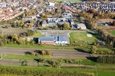 Enregistrement par drone de Salle Bienwald Kandel à Kandel dans le département Rhénanie-Palatinat, Allemagne