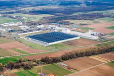 Vue aérienne de Locaux de l'usine Prowell GmbH à le quartier Offenbach in Offenbach an der Queich dans le département Rhénanie-Palatinat, Allemagne