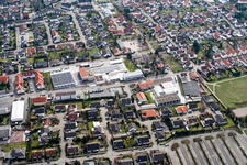 Vue aérienne de Aide au revenu SÜW à le quartier Offenbach in Offenbach an der Queich dans le département Rhénanie-Palatinat, Allemagne