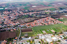 Quartier Herxheim in Herxheim bei Landau dans le département Rhénanie-Palatinat, Allemagne d'un drone