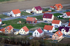 Vue oblique de Nouvelle zone de développement NO à le quartier Schaidt in Wörth am Rhein dans le département Rhénanie-Palatinat, Allemagne