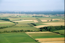 Vue aérienne de Éoliennes à Minfeld dans le département Rhénanie-Palatinat, Allemagne