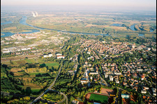 Vue aérienne de Du sud-ouest à Germersheim dans le département Rhénanie-Palatinat, Allemagne