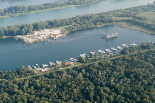 Vue aérienne de Yacht club à Offendorf dans le département Bas Rhin, France